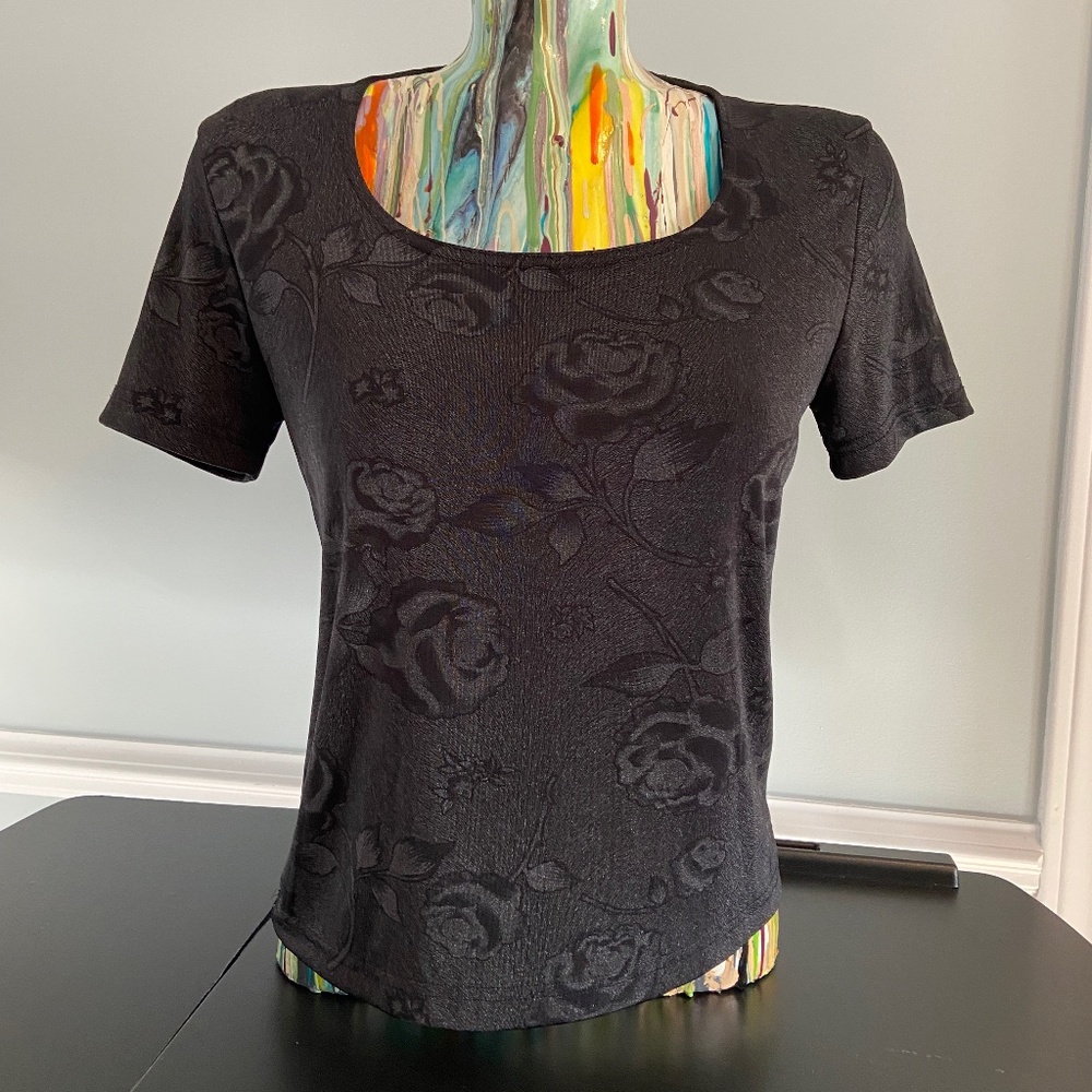 Frazier Lawrence 90's Vintage Floral Black t-shirt-Size Small